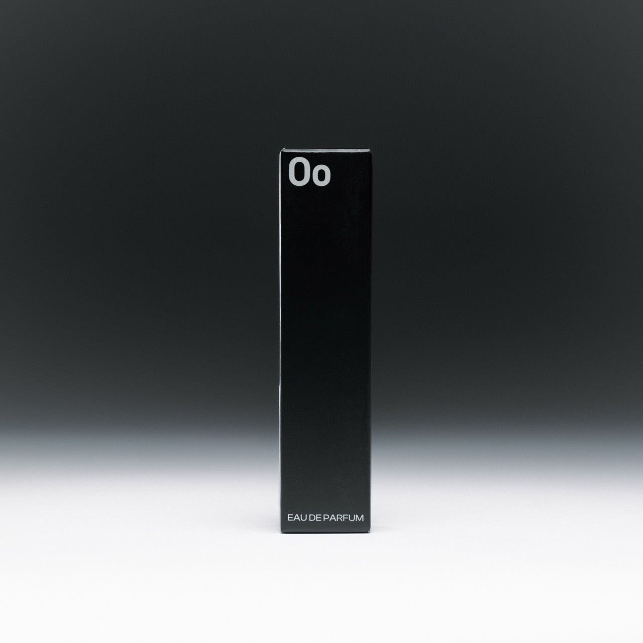 572 Confidence Eau de Parfum