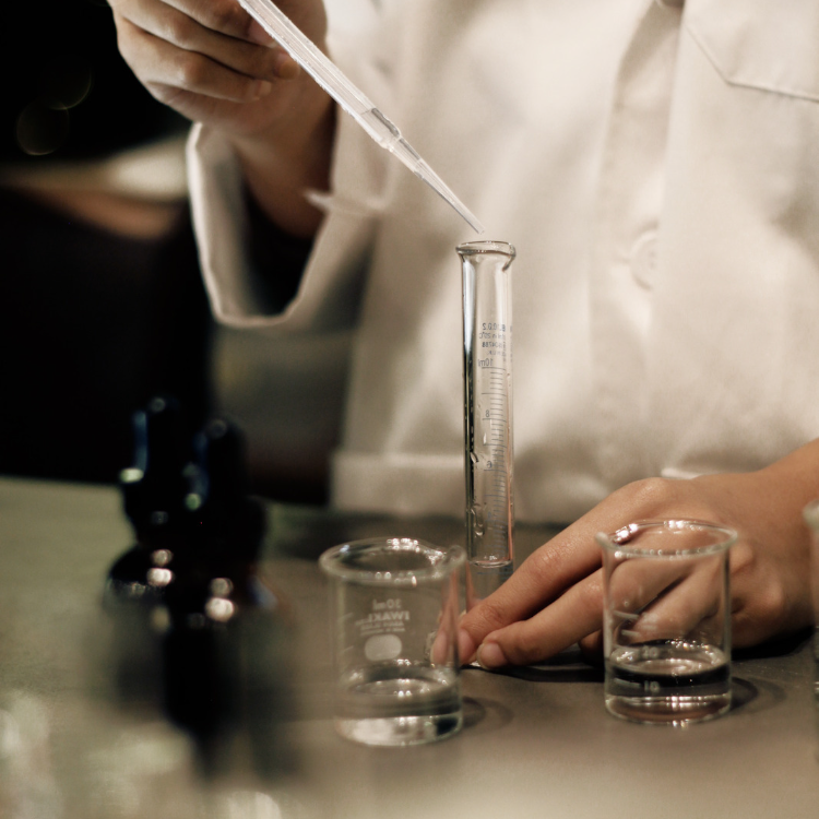 Singapore: Fragrance Design & Mixology Session (Group Session) - Oo La Lab